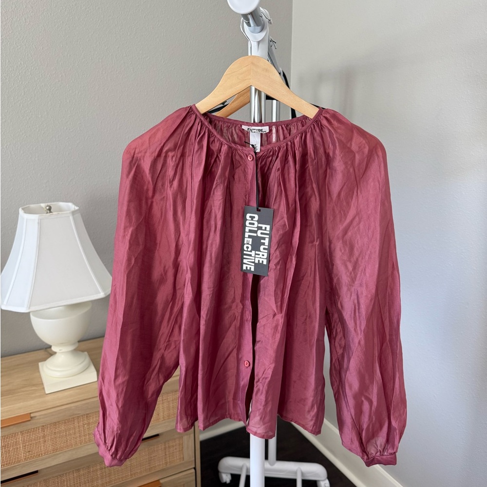NEW Future Collective Mauve Long Sleeve Button-Up Blouse Size‎ M